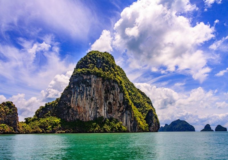 Canoeing Around the Islands of Phang Nga Bay Thailand - Mapping Megan