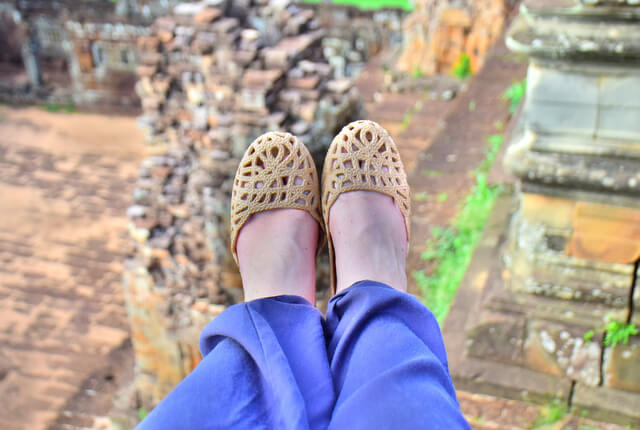 Mox perfect travel shoe review Angkor Wat